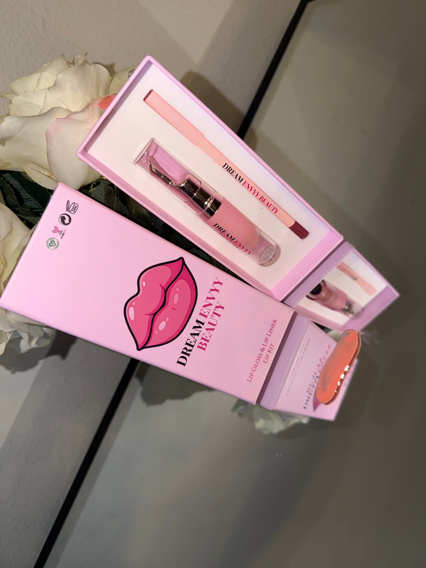 The perfectly POUT "Candy Girl" by Dream Envyy Beauty