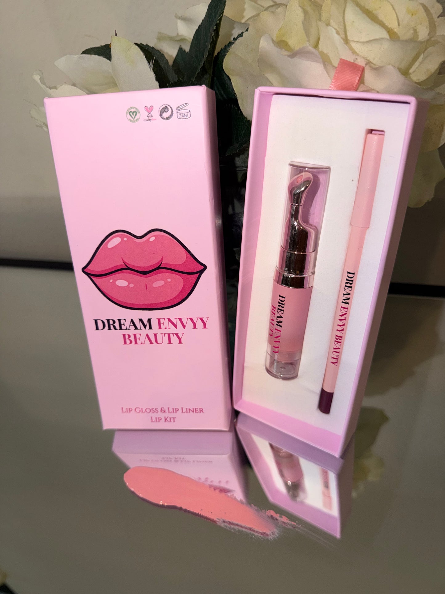 The perfect POUT "Pink Lady" by Dream Envyy Beauty